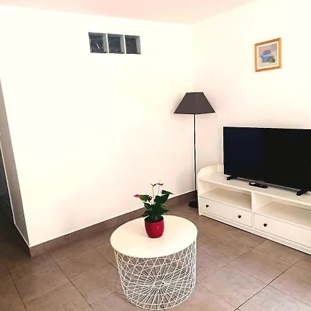 Apartmán Cozy Duplex 10 Minutes From Paris *